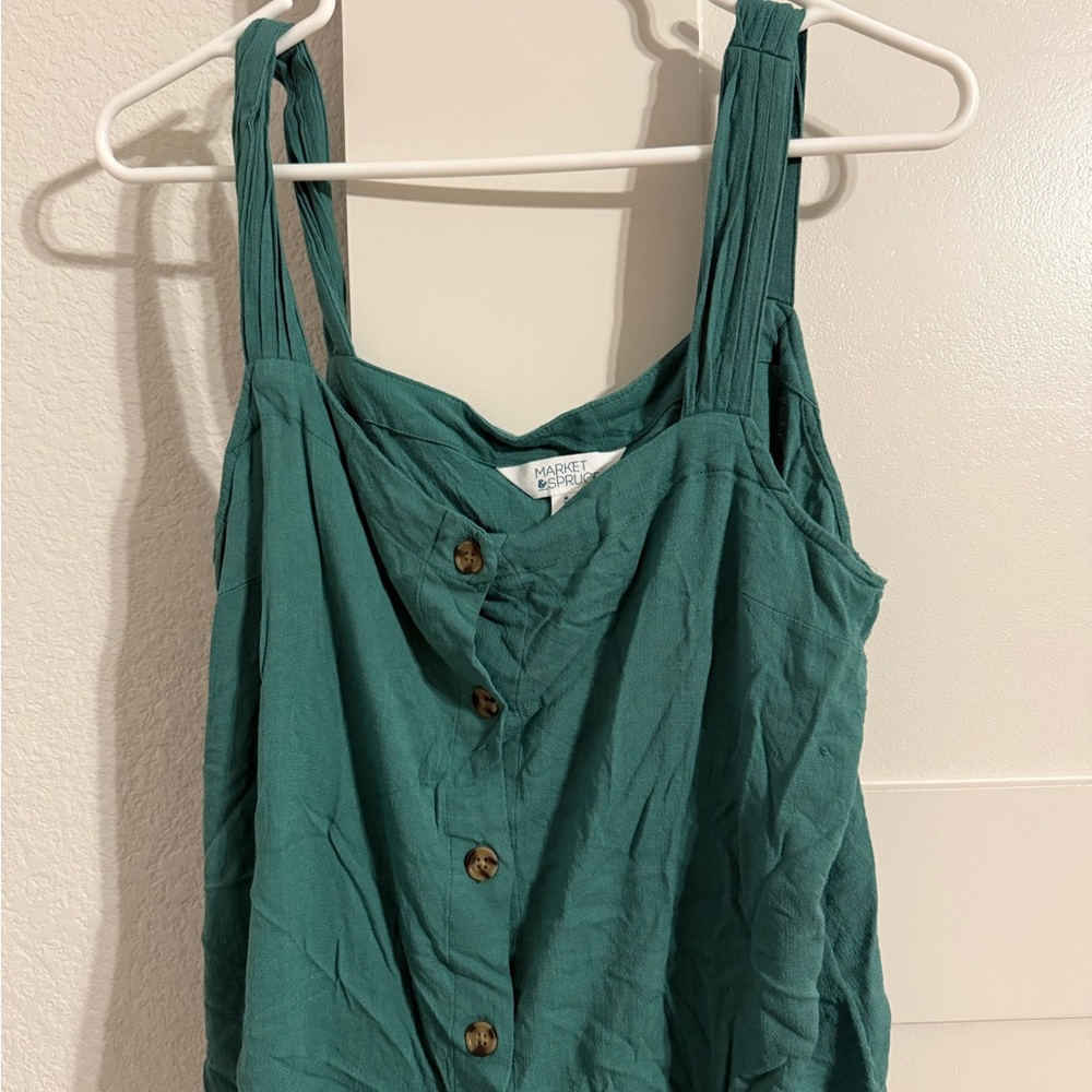 Market & Spruce Green Button Front Tank